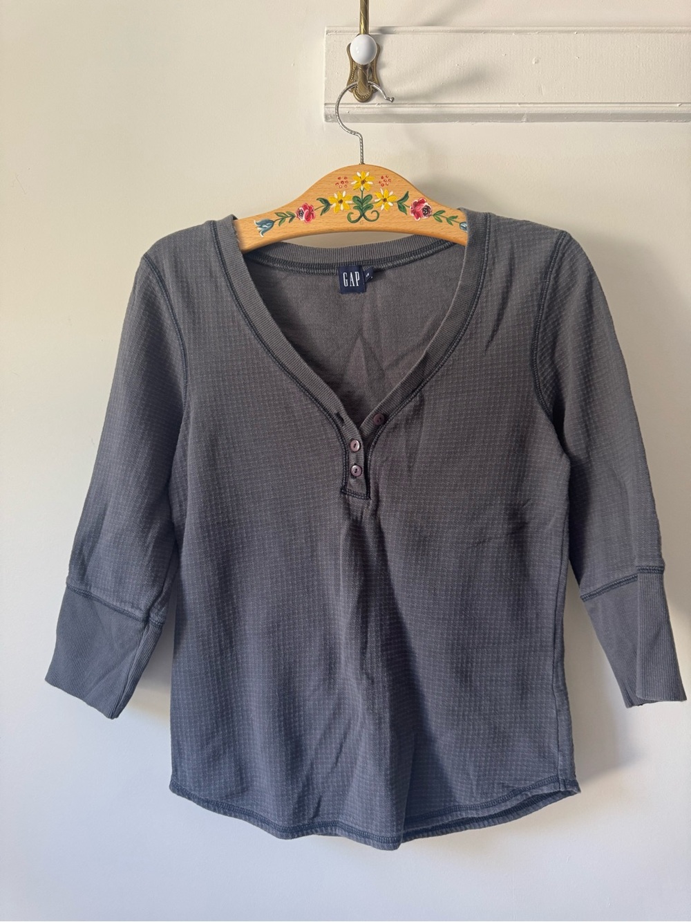 GAP Women's Dark Gray Waffle Henley Long Sleeve Top